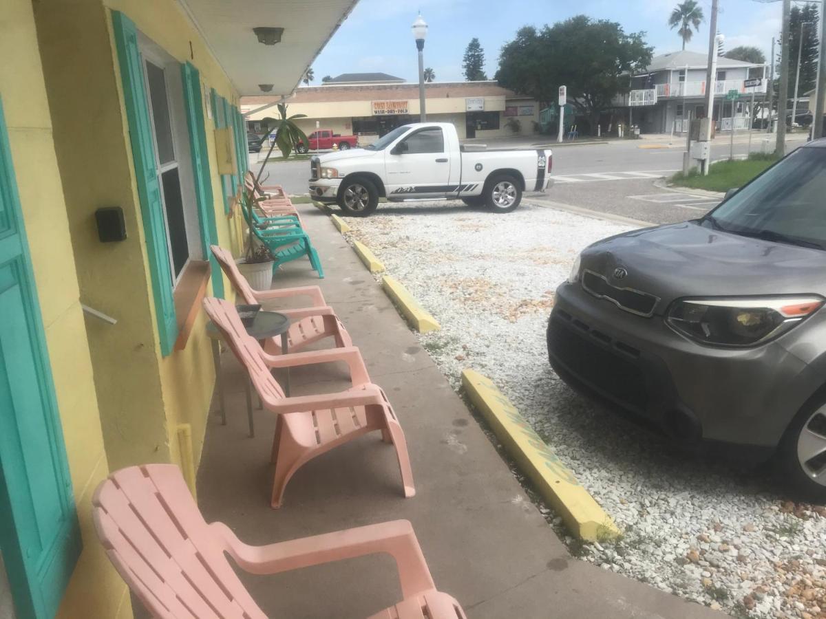 Michaels Surfside Cabanas Clearwater Beach Exterior photo